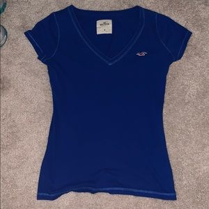 Hollister V-neck